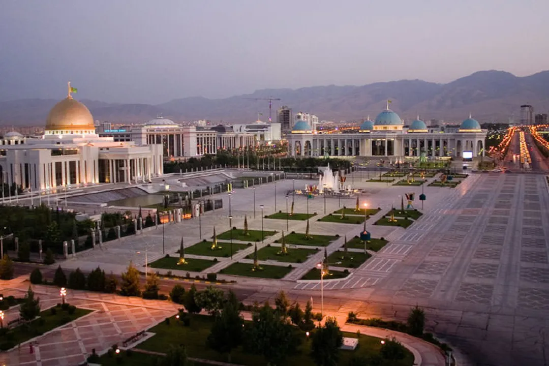 کاخ آغوزخان کاخ آغوزخان