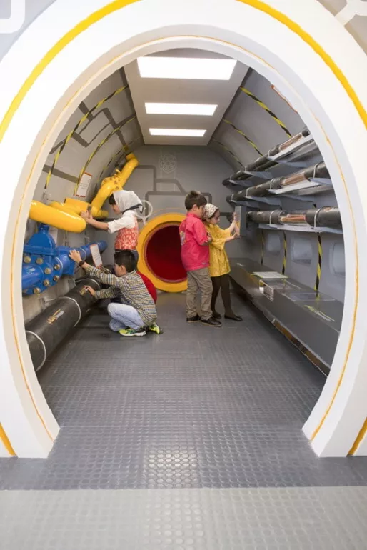 باغ کتاب تهران