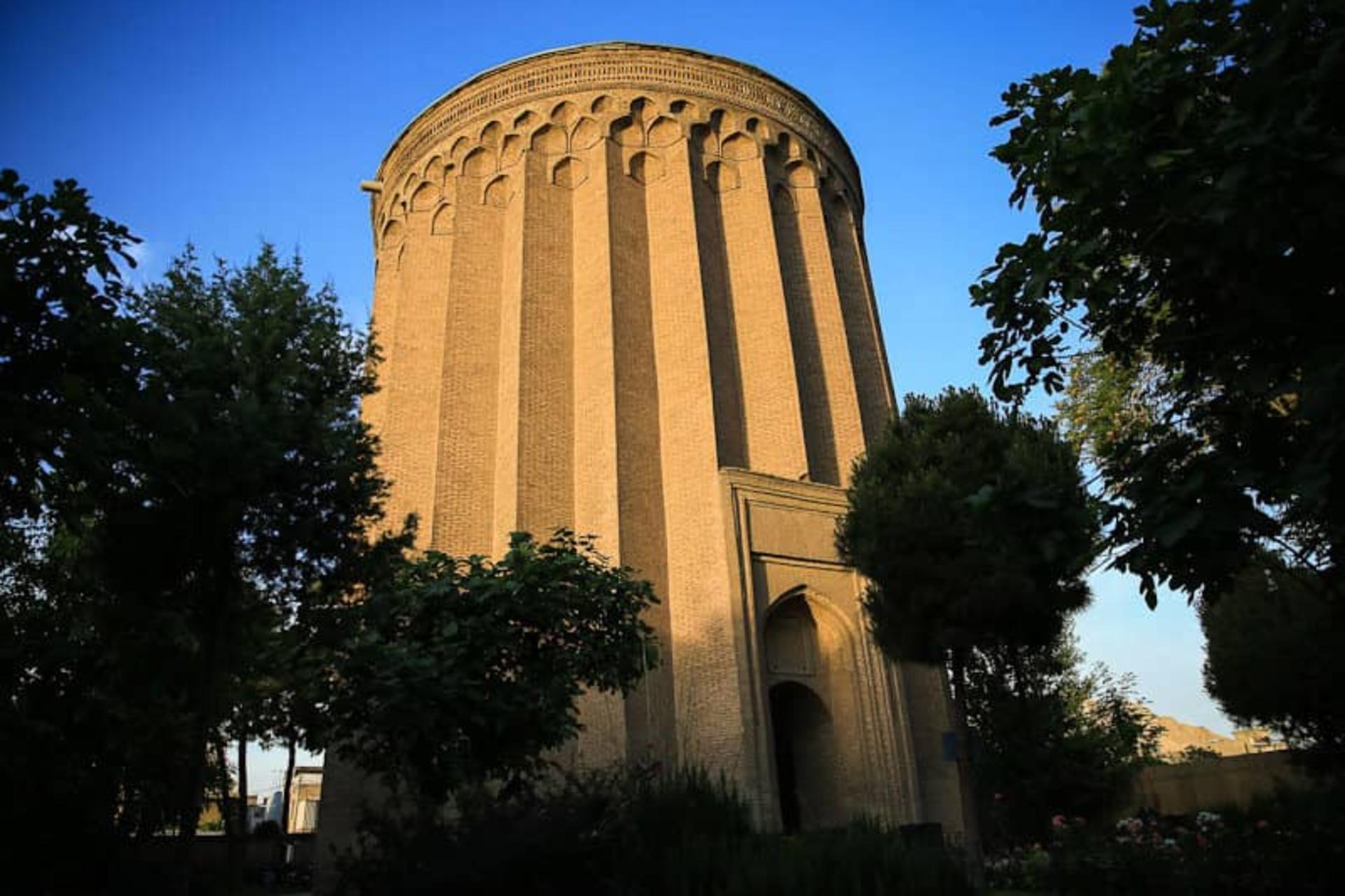 برج طغرل تهران برج طغرل تهران