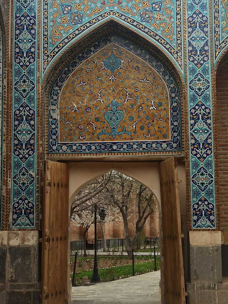 بقعه و موزه شیخ صفیالدین اردبیلی بقعه و موزه شیخ صفیالدین اردبیلی