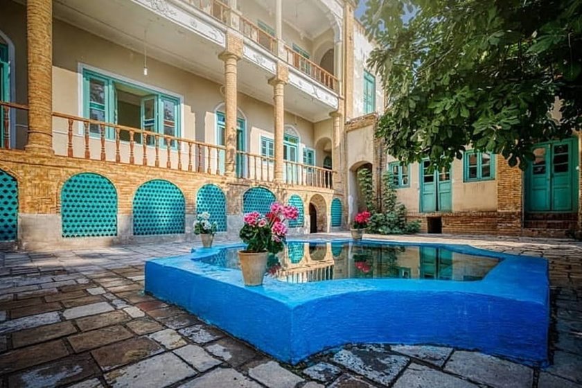 خانه موتمن‌الاطبا تهران