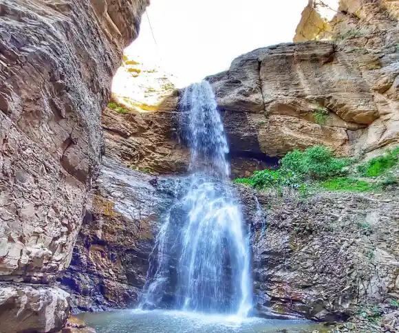 آبشار تیزآب دماوند