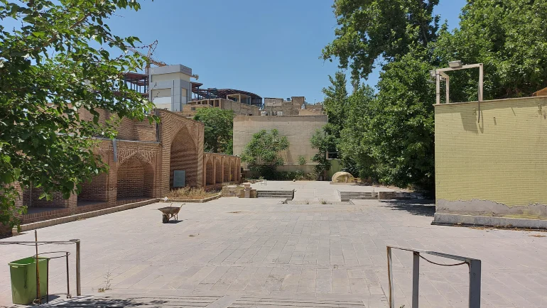کاروانسرای شاه عباسی کرج